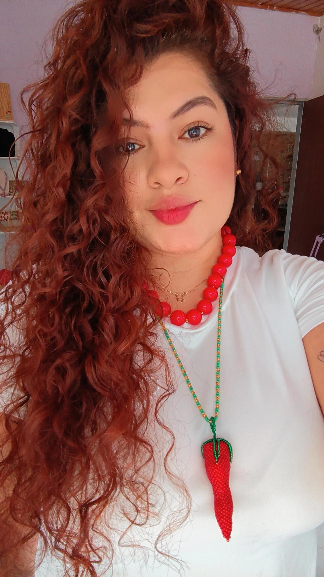 @Anyi Chaves 💜💄💋🇨🇴