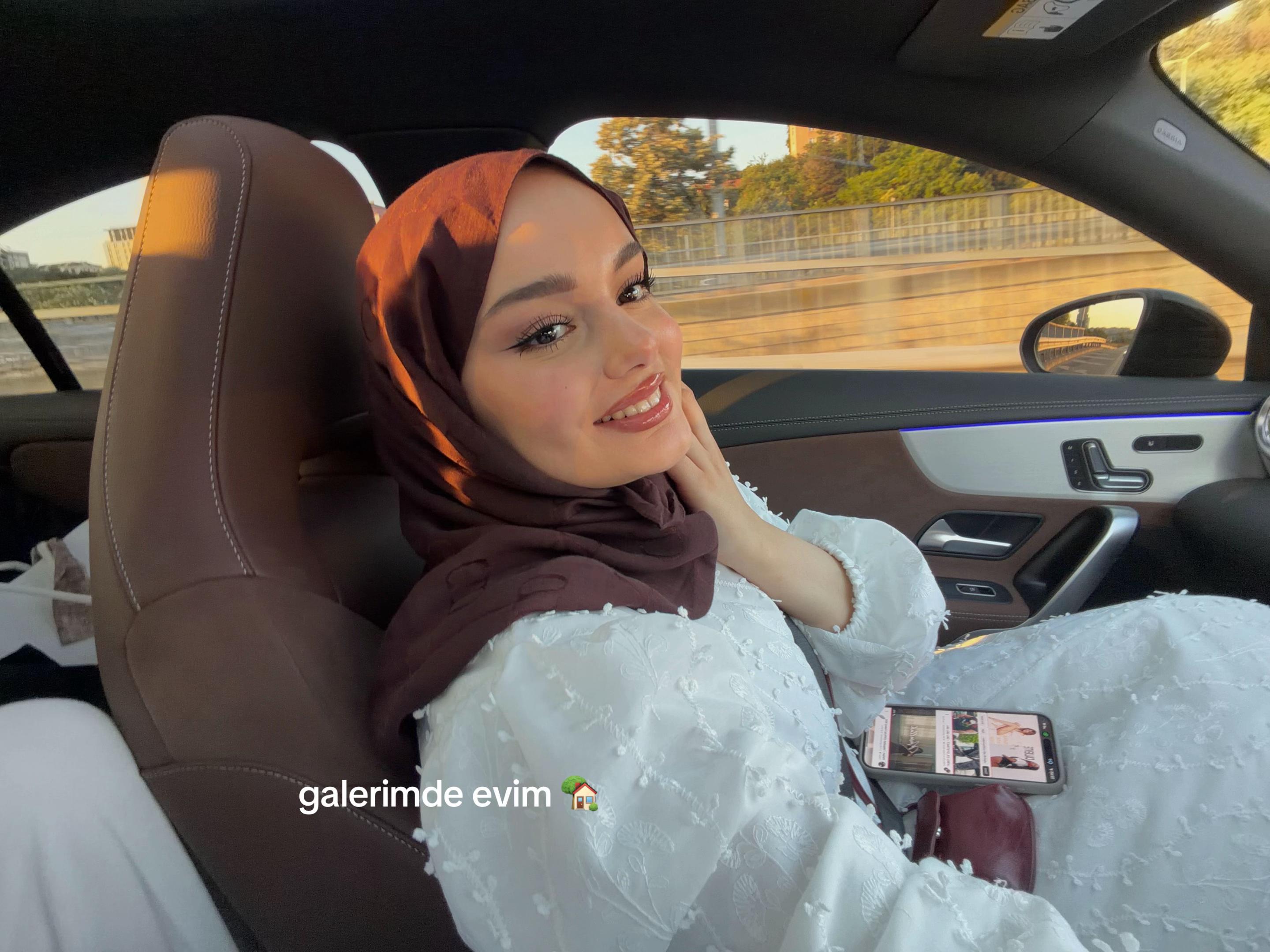 @Yasemin Kalaycı