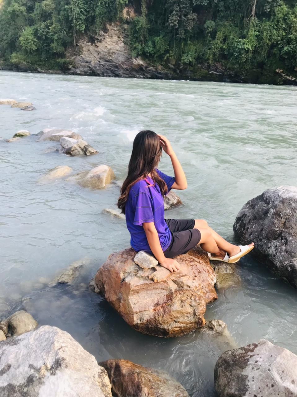 @भावना🖤💐