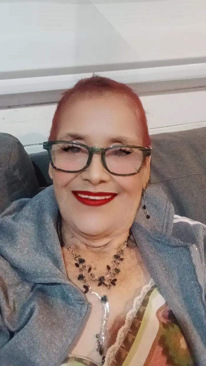 @Ana Alvarado2788