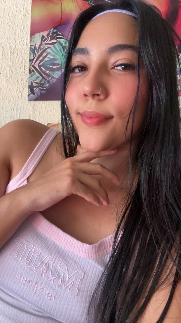 @CAMILA🌻🦋🗽