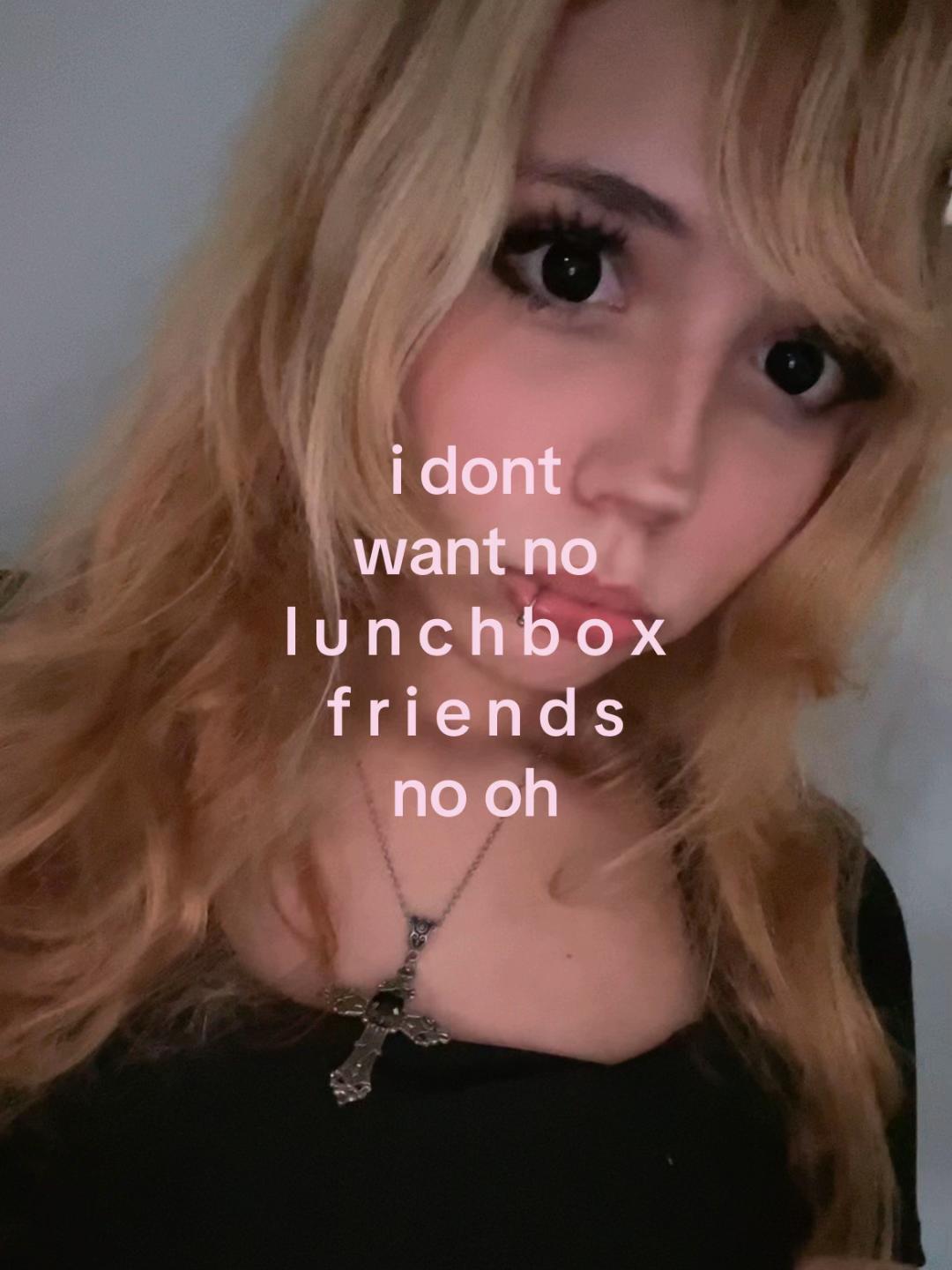 @lili 𐙚