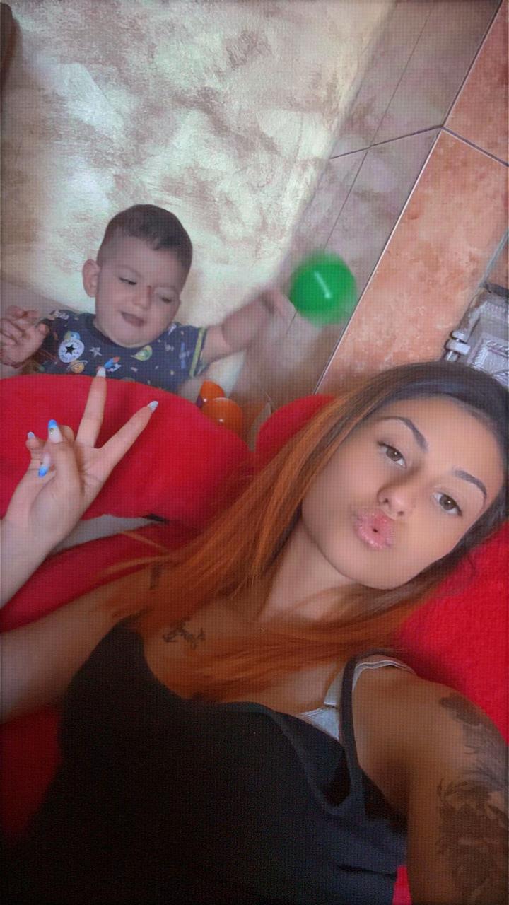 @AnaMaria18
