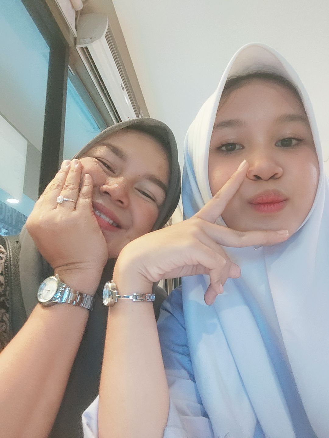 @deeputri
