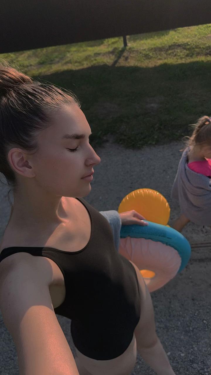 @Vika