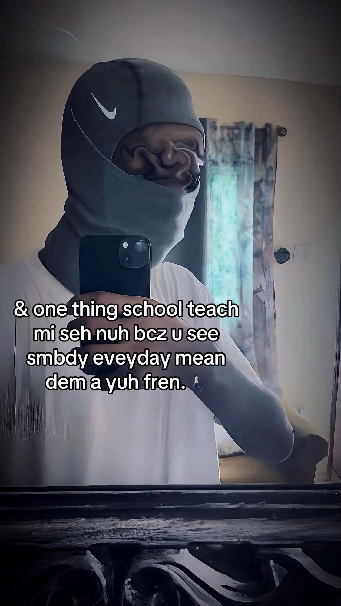 @⛧🦇