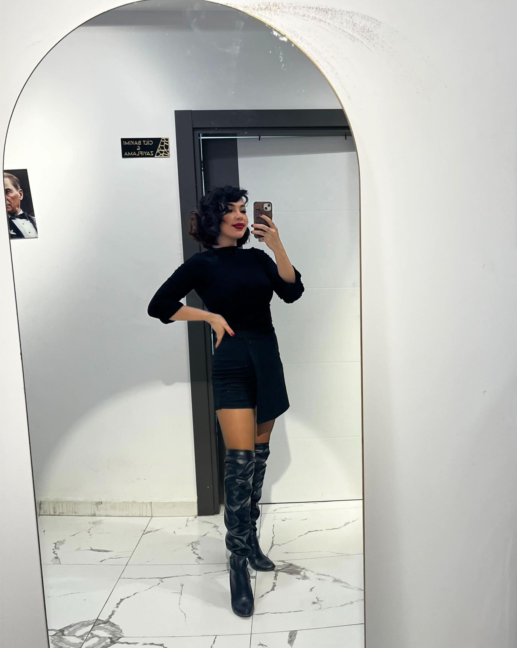 @Charmingelf