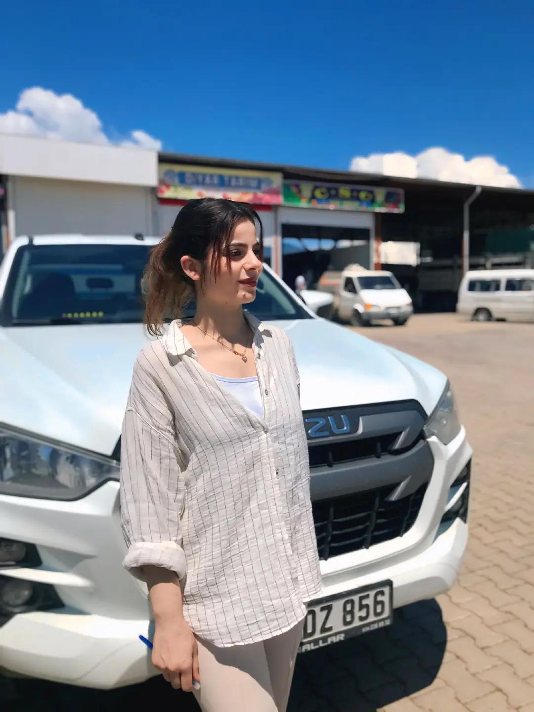 @emoş