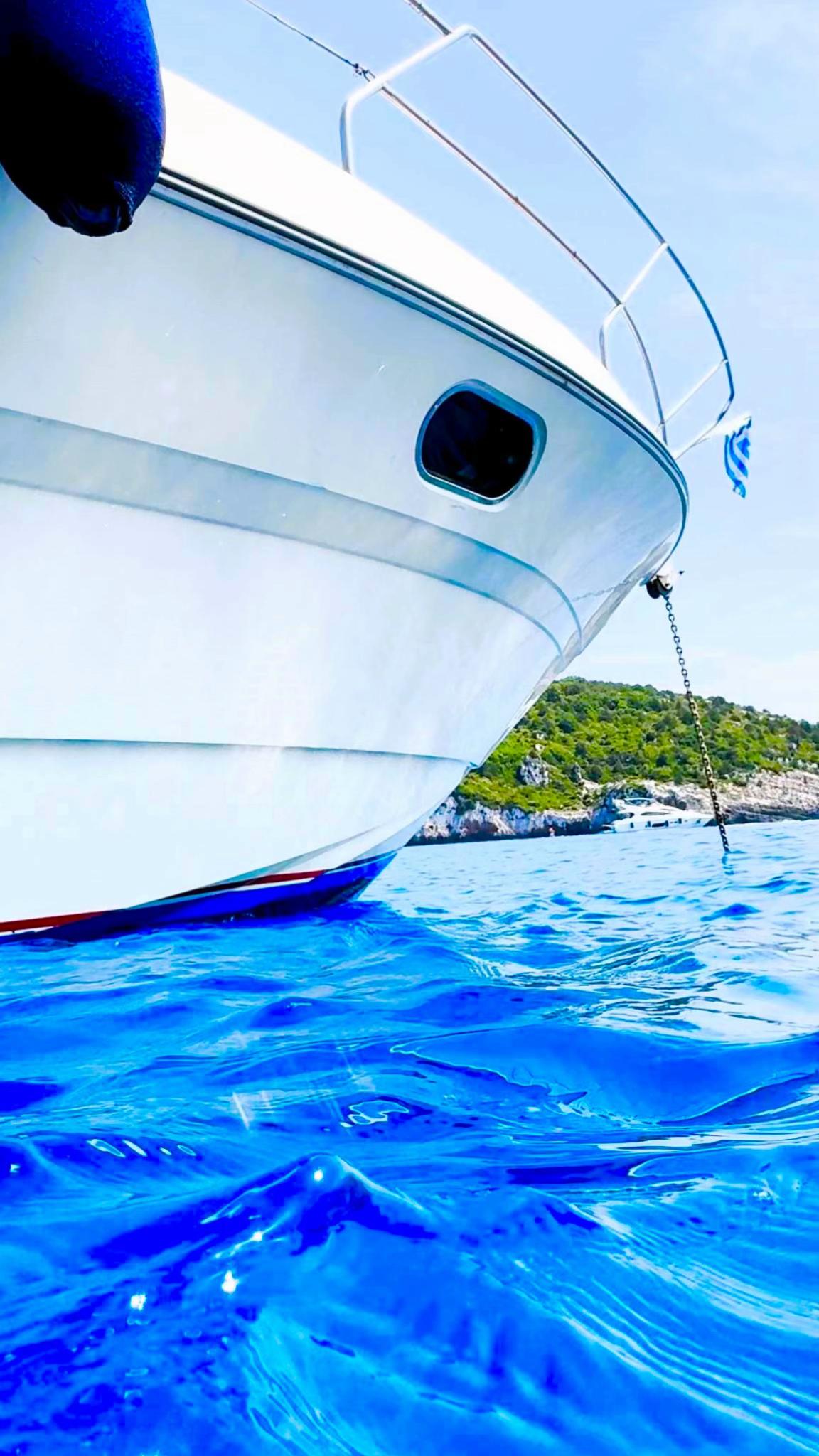 @Corfu Yacht Cruises