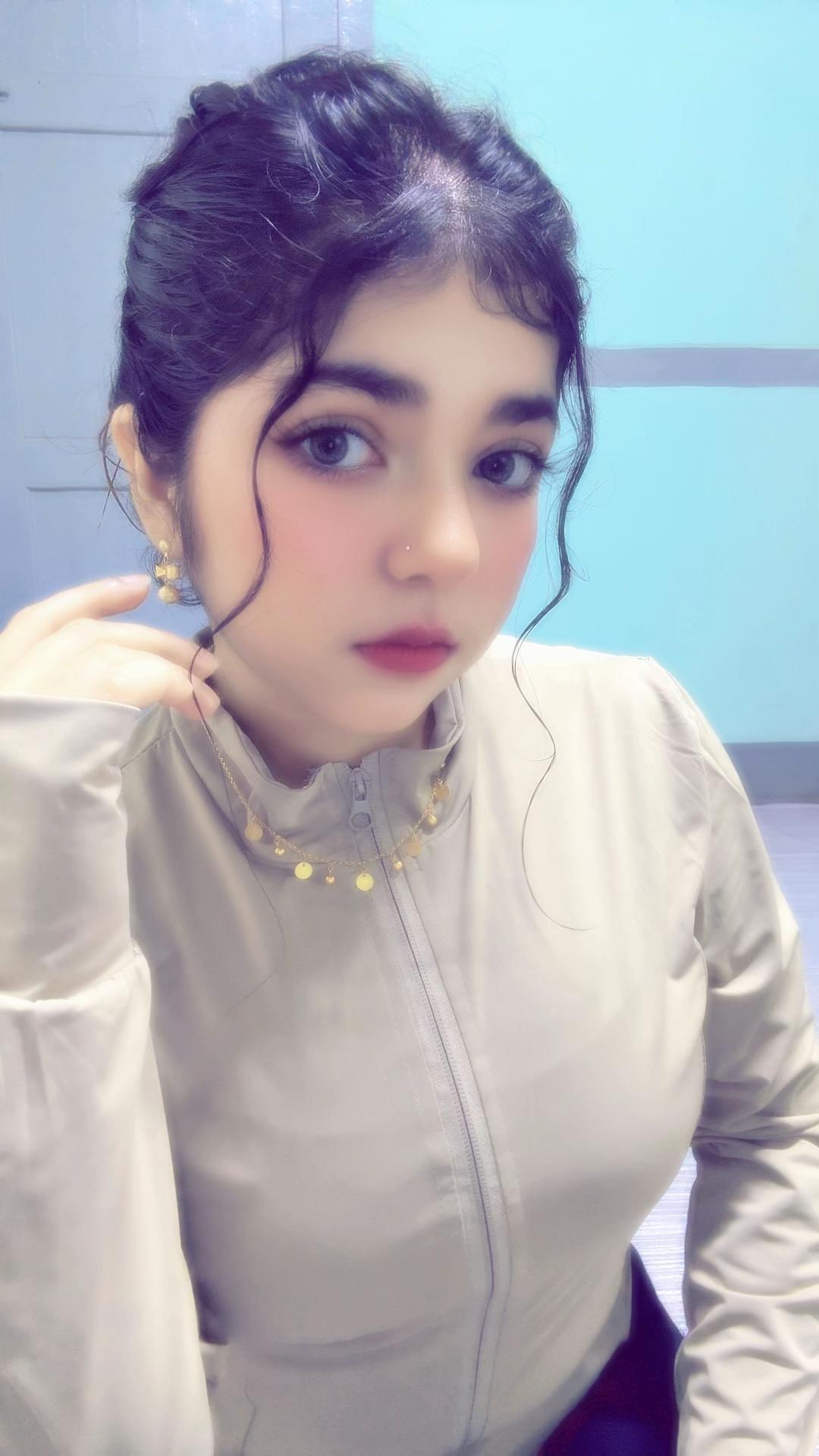 @ayekkhinemin