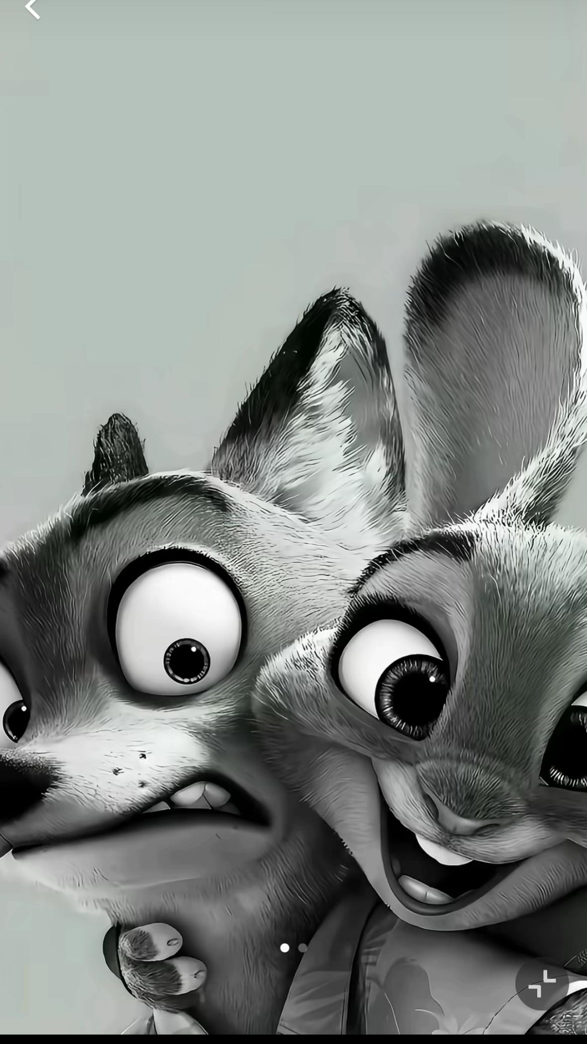 @_444_leonie