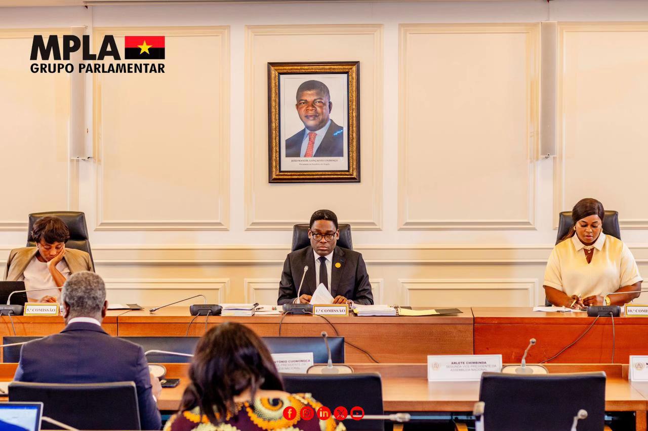@GRUPO PARLAMENTAR DO MPLA
