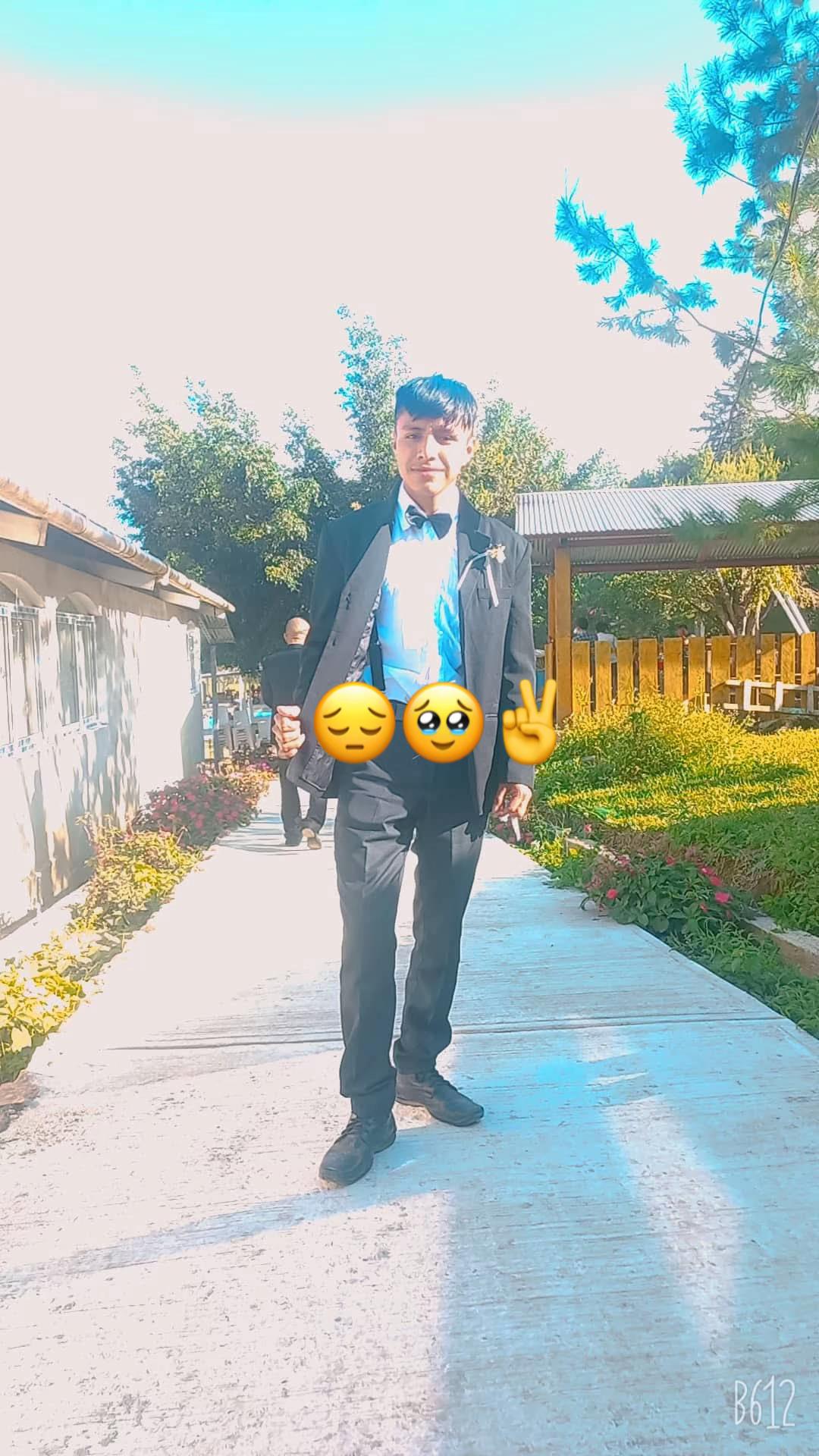 @Sebasti&aacute;n