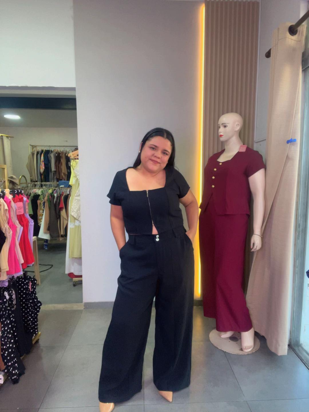 @carlitaplussizestore