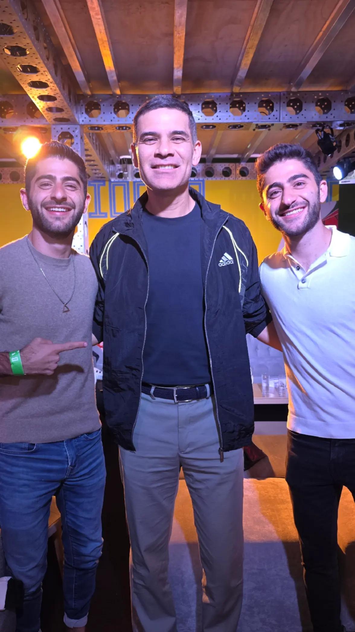 @Si Somos Gemelos