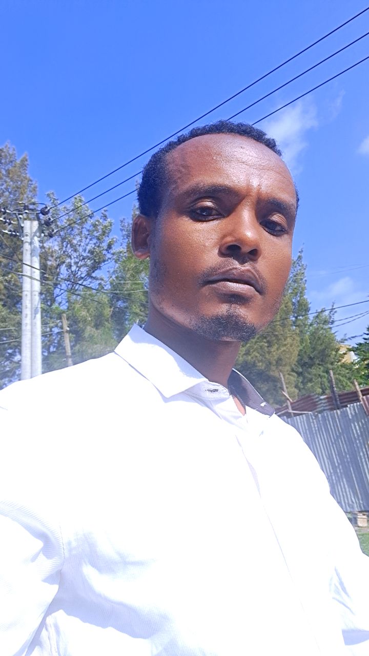@Tesfahun Hailu/ና በይኝ ወምበርማ/