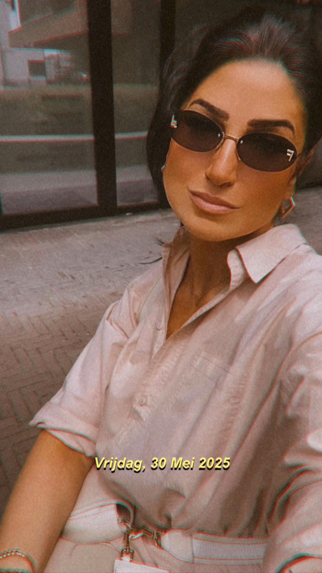 @𝓜.