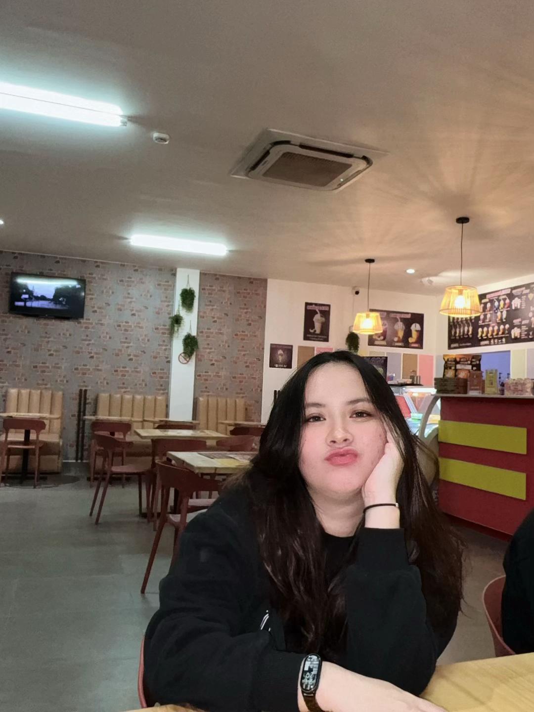 @Aleeza