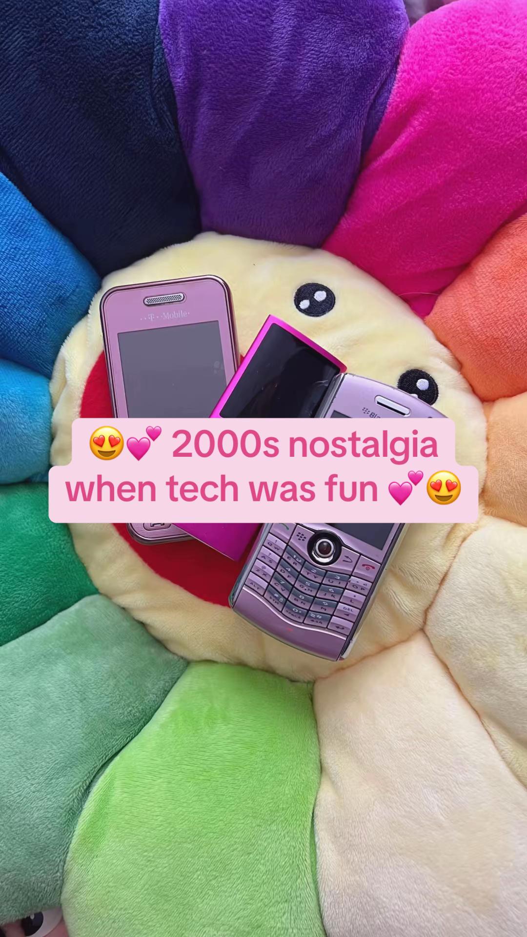 @Mon ๐ | bold outfits