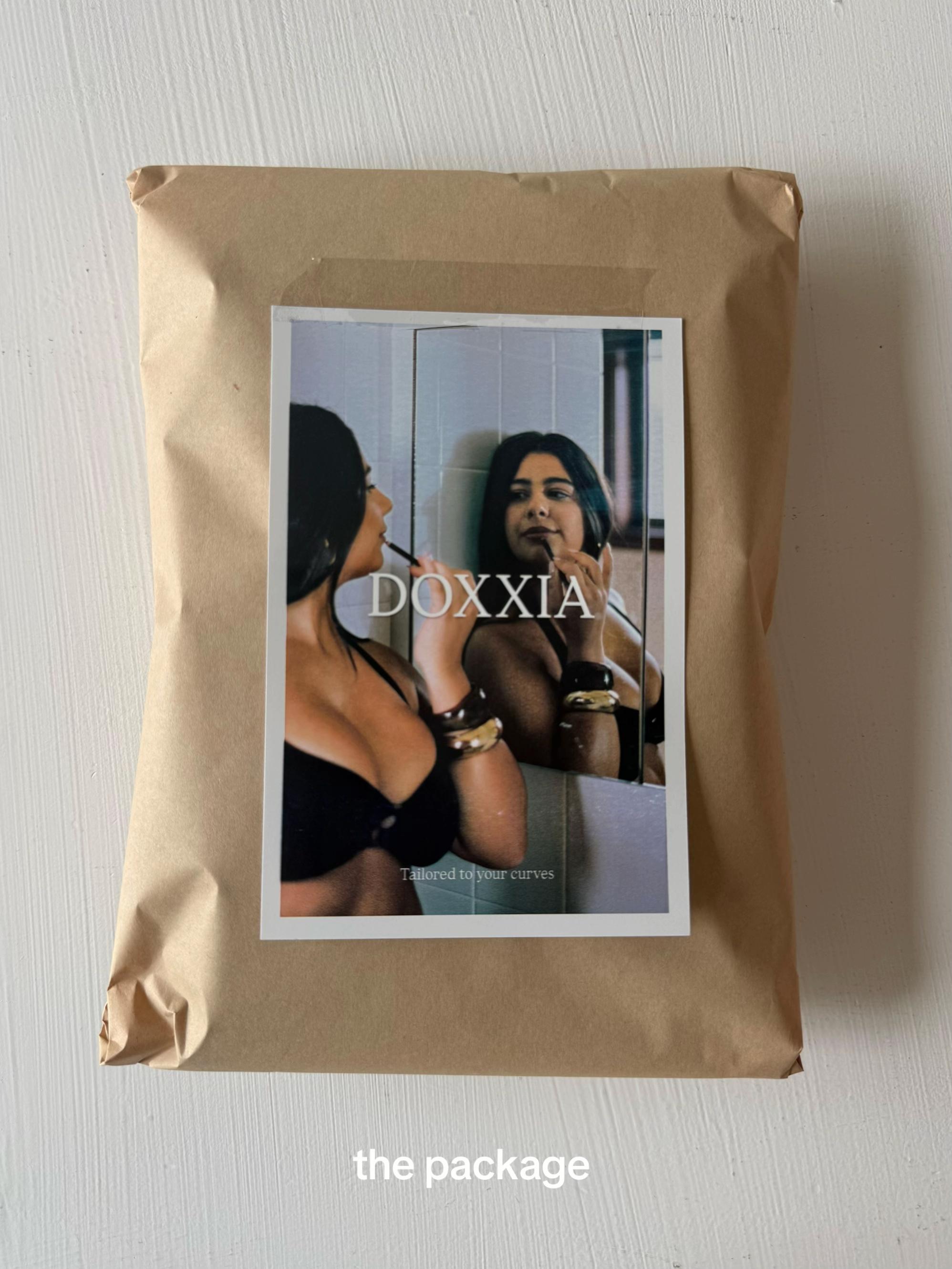 @doxxia_