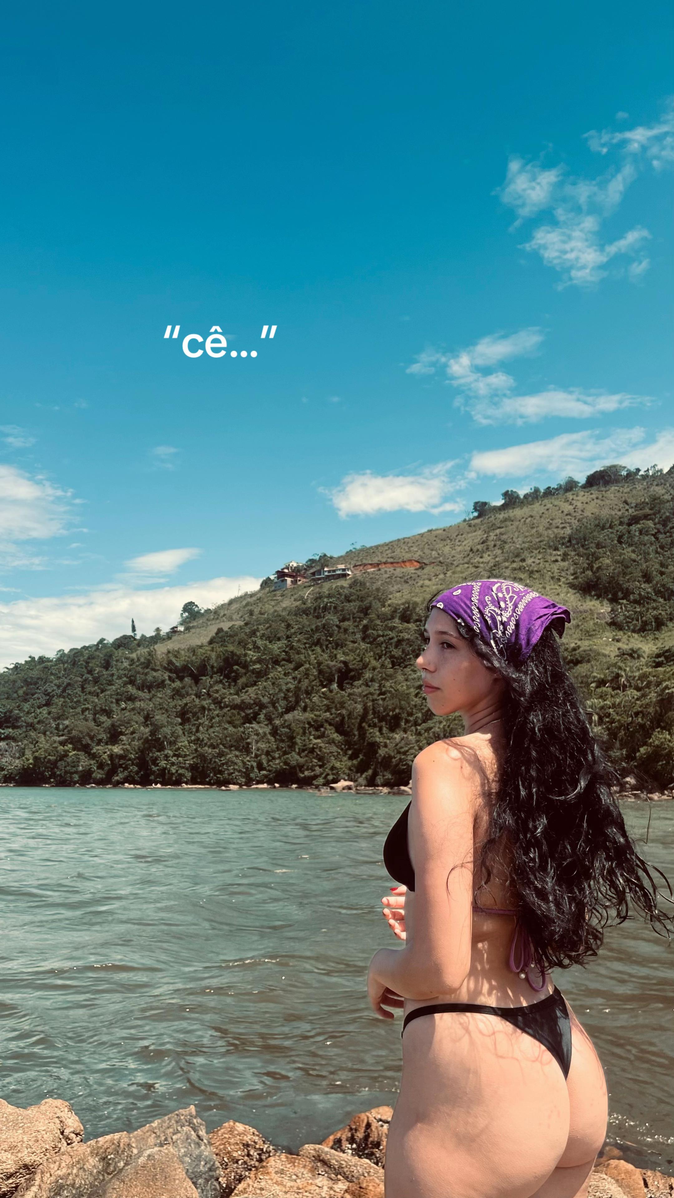 @lariixssa
