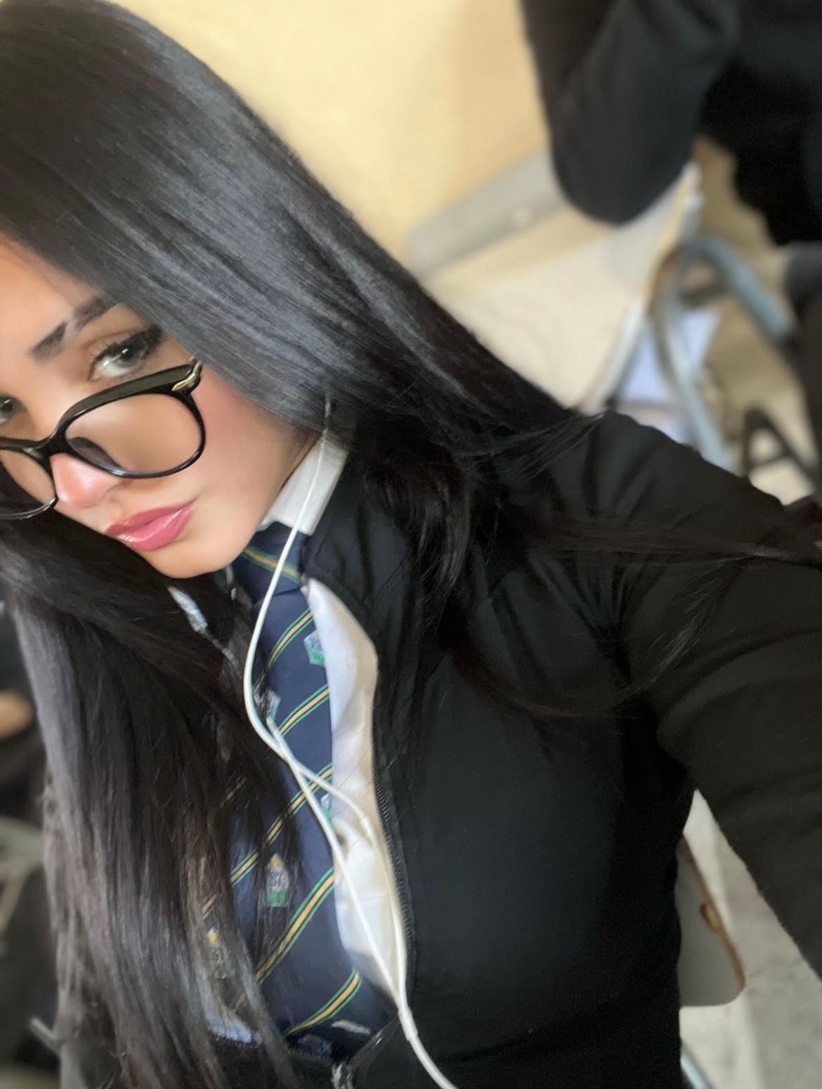 @adarivers_