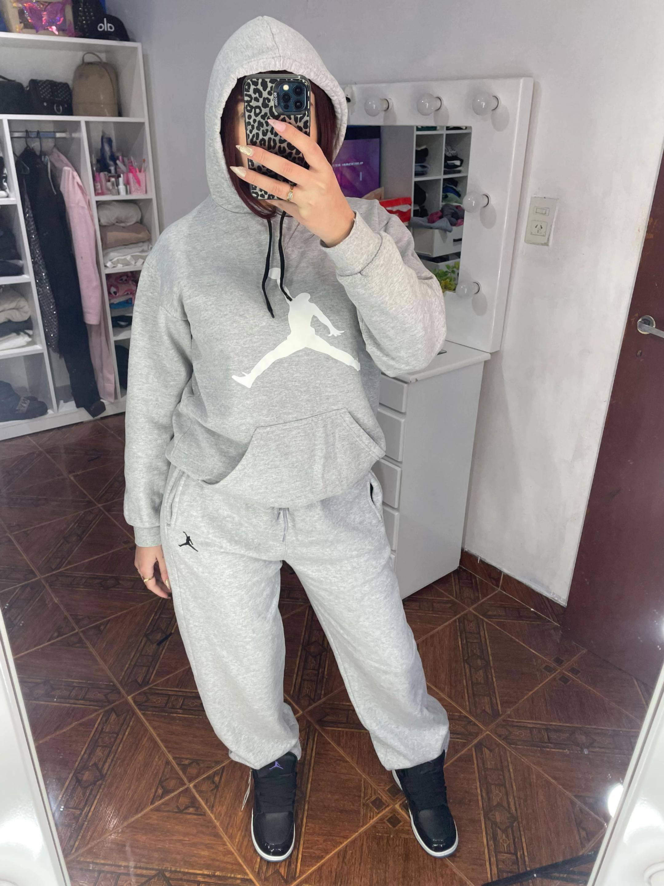 @F&iacute;o💙