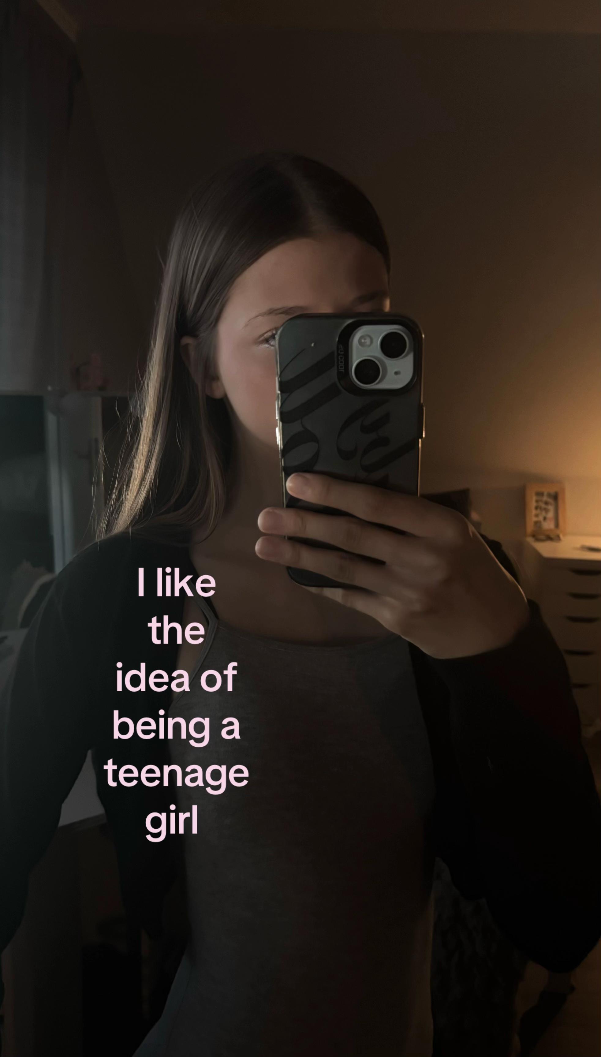 @𝓂𝒾𝓁𝒶