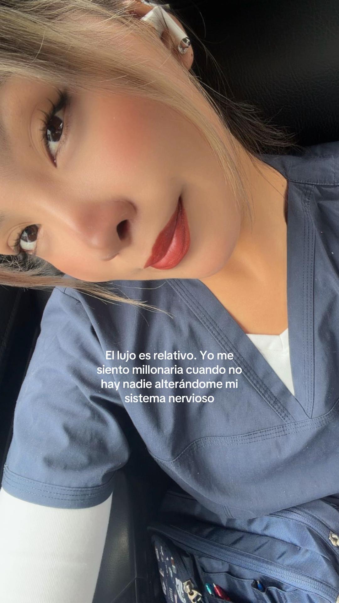 @andrea_saenz_8