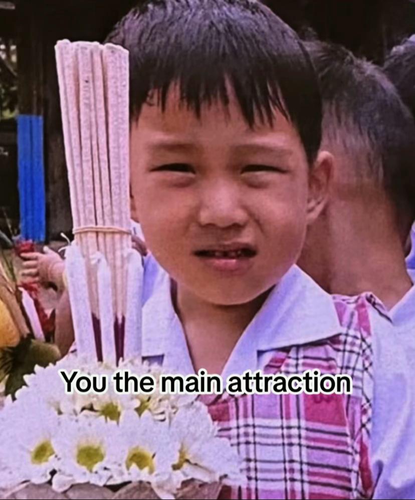 @𝓑ᥫ᭡bi.kNP♡