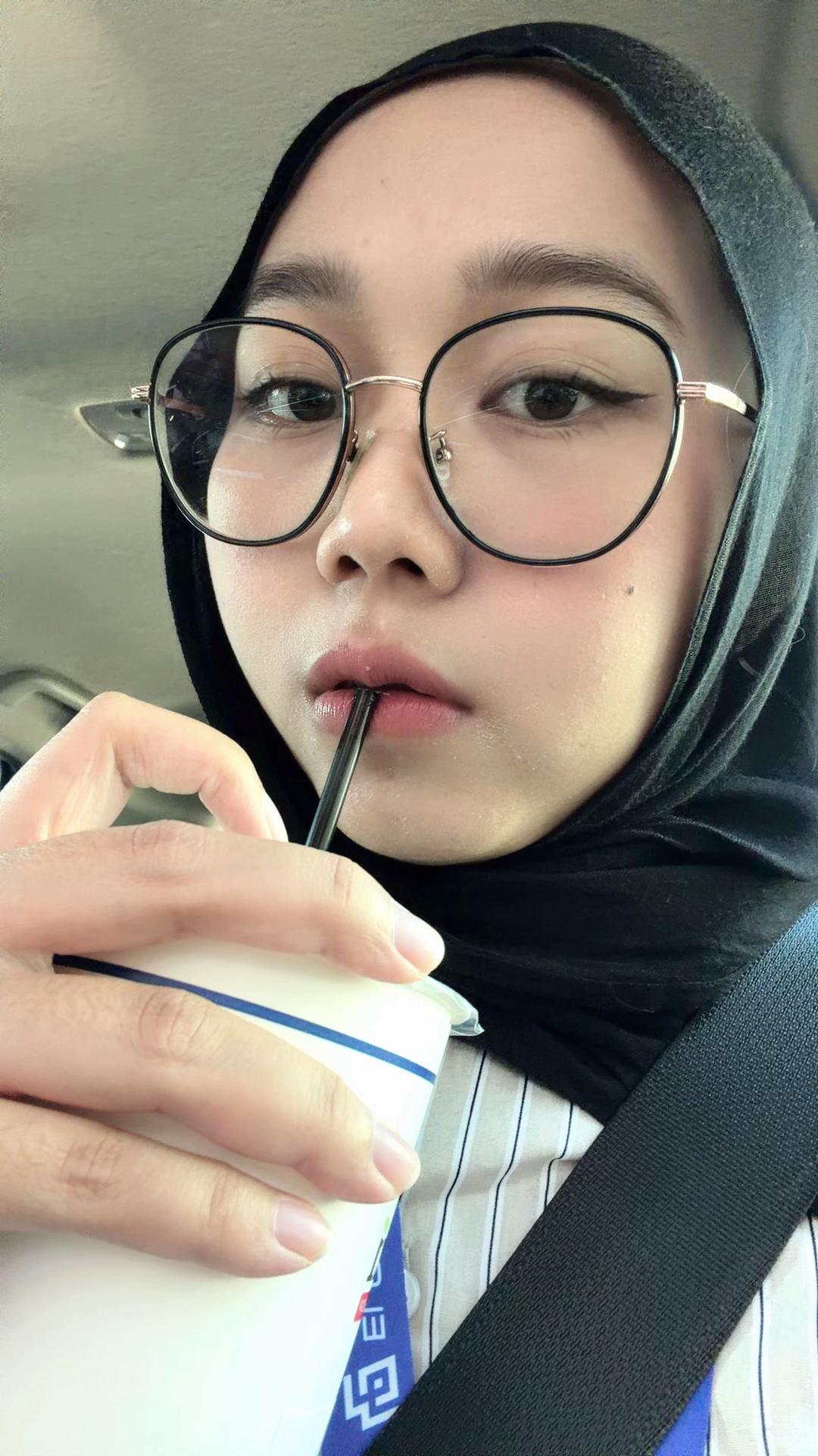 @d