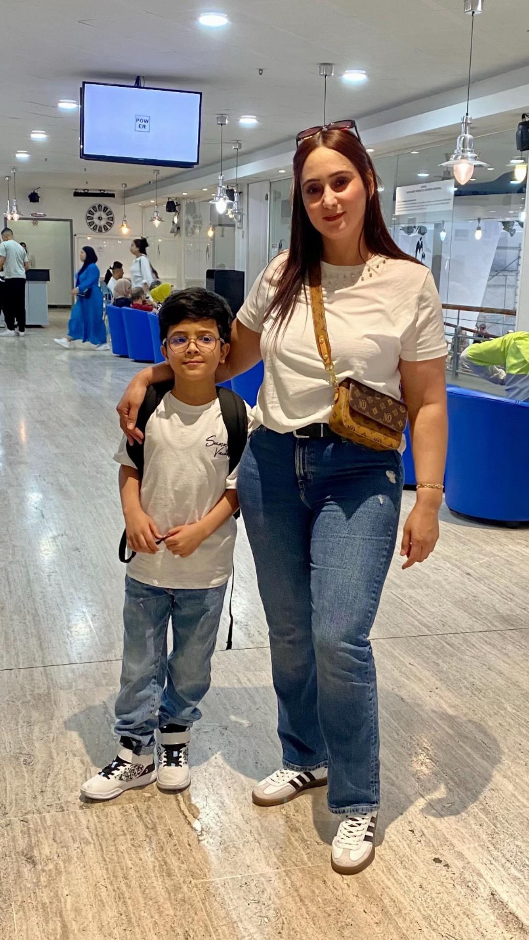 @اسية&ensp;ام&ensp;سادن