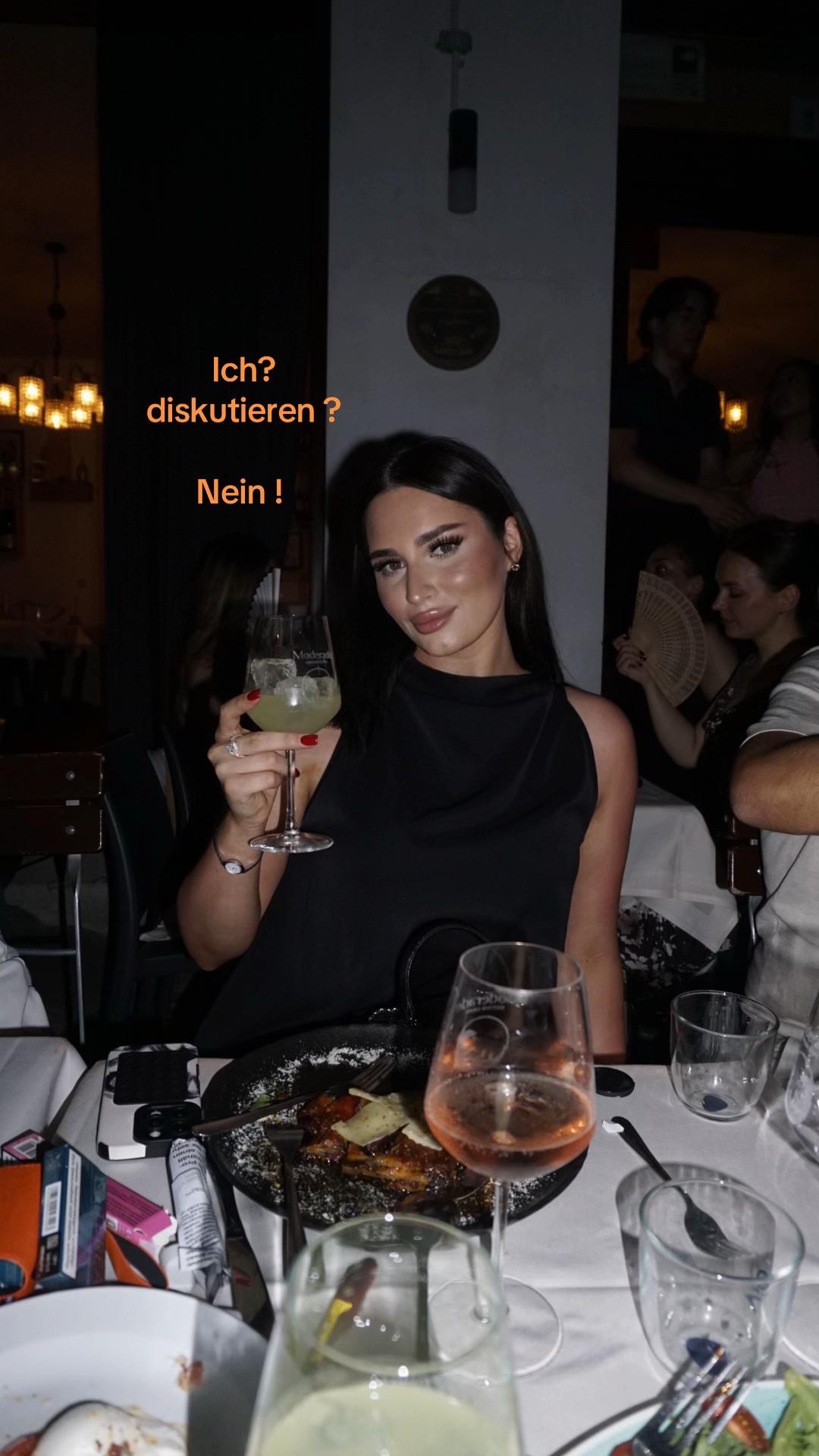 @Alina Ruslanovna