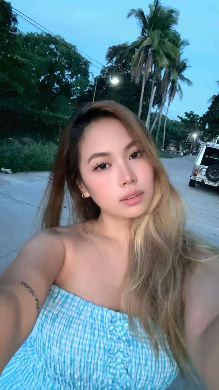 @𝕽𝖔𝖓𝖆𝖇𝖊𝖑𝖑𝖊✨🥀