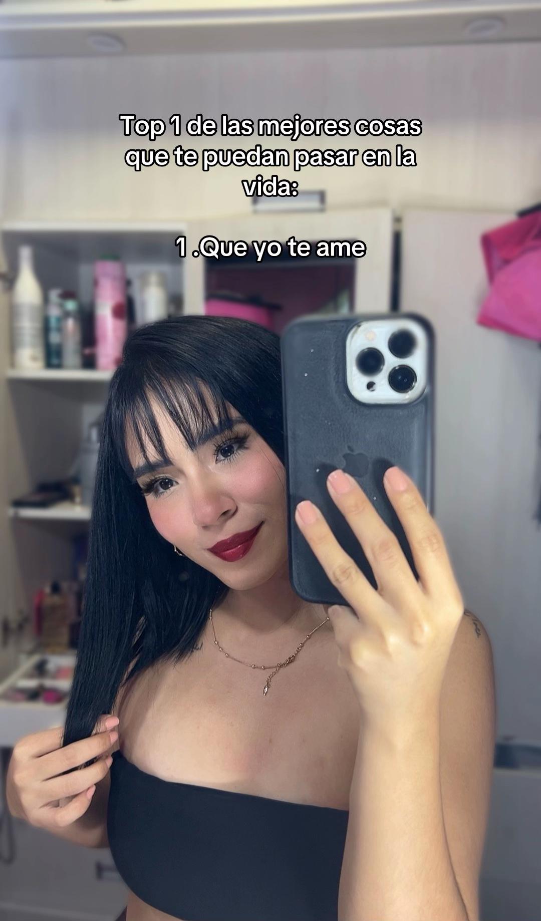 @Caroline Alexandra flores 🦦