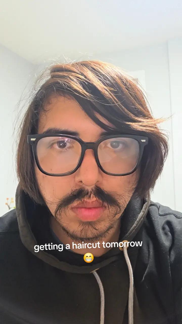 @yycCarlosHellson