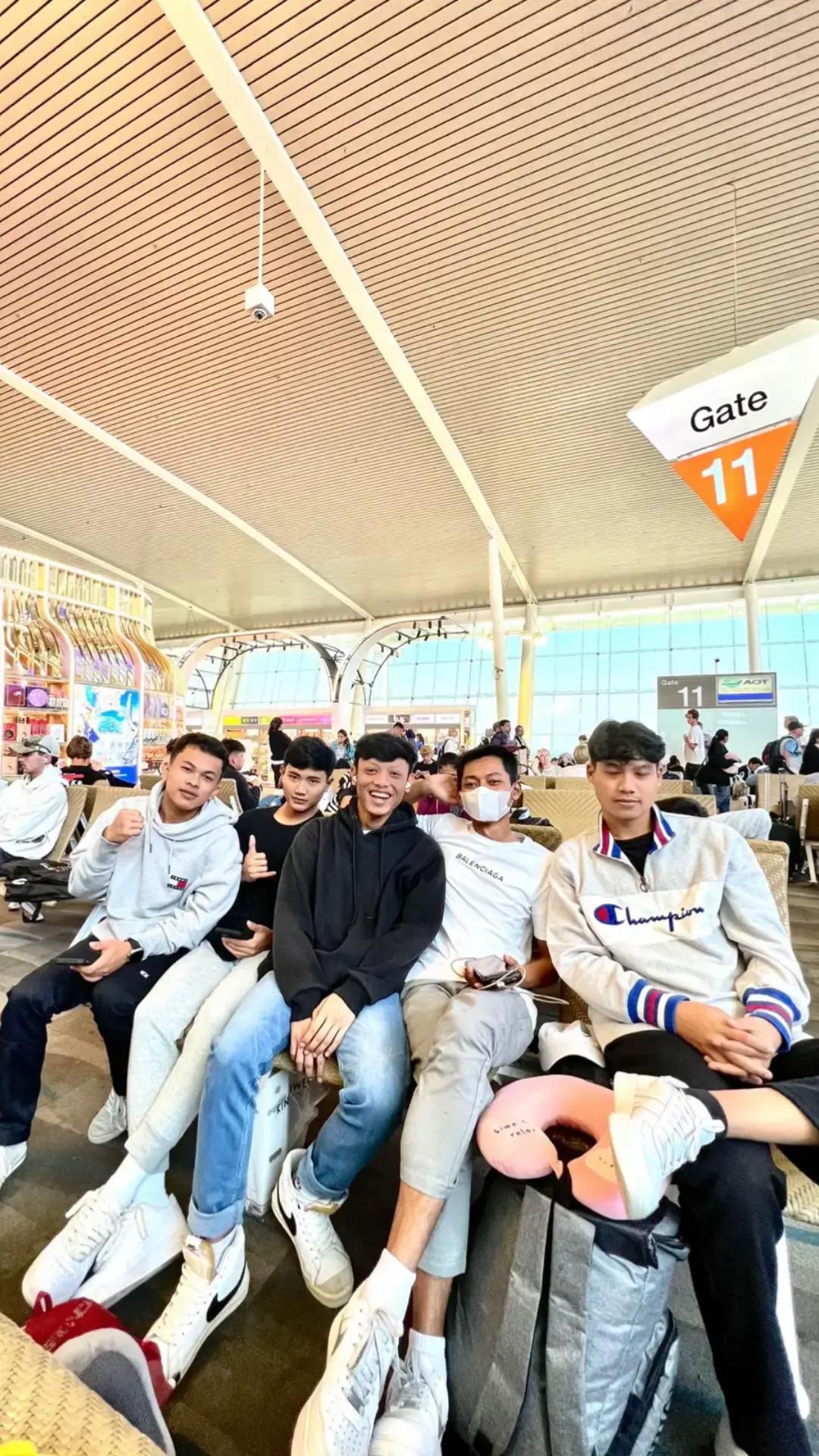 @𝘽𝙖𝙮𝙪 𝙔𝙪𝙣𝙖𝙣𝙙𝙖𝙖🇹🇭