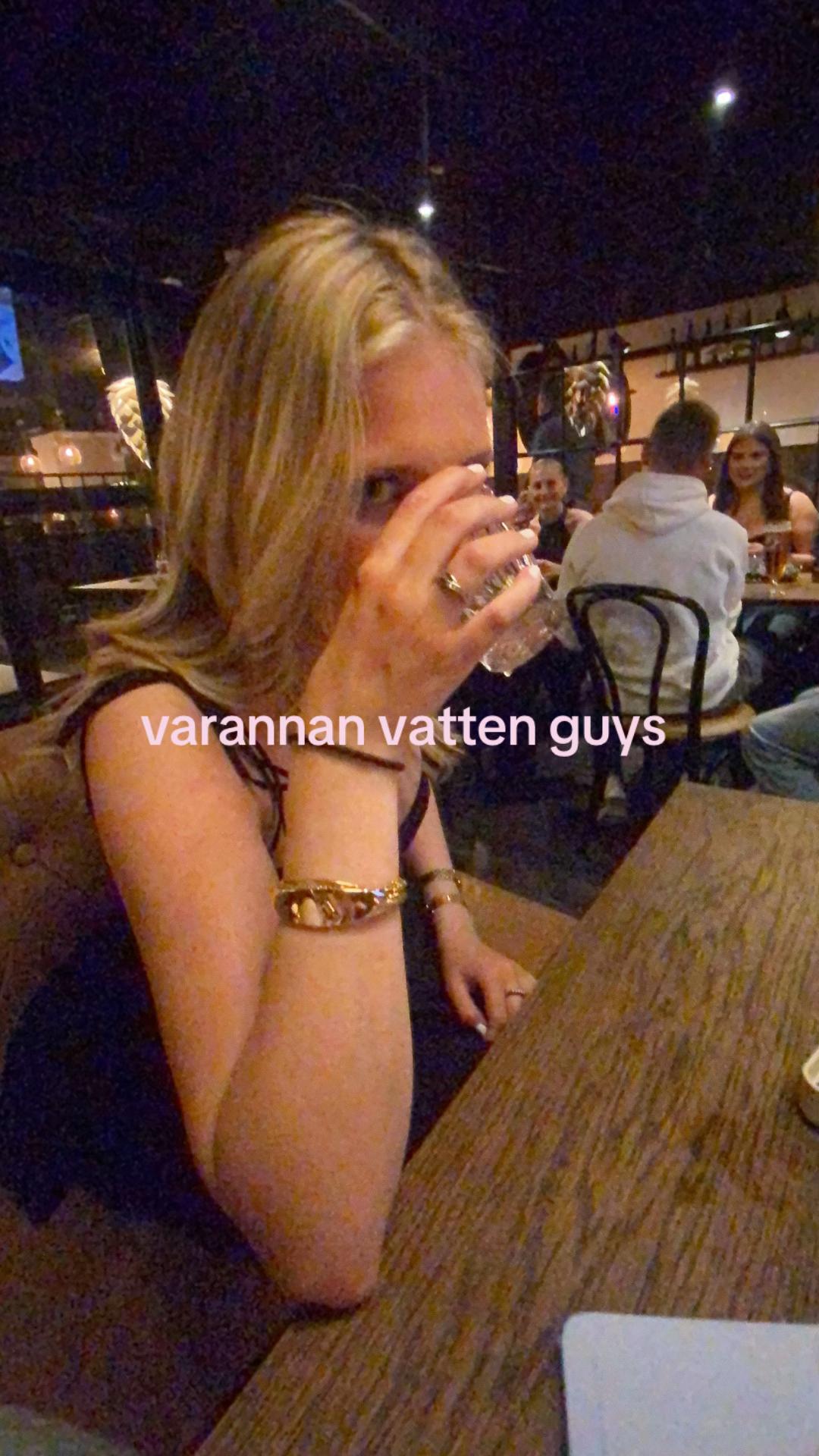 @veraaaaaaa ⎕♡✩&reg;