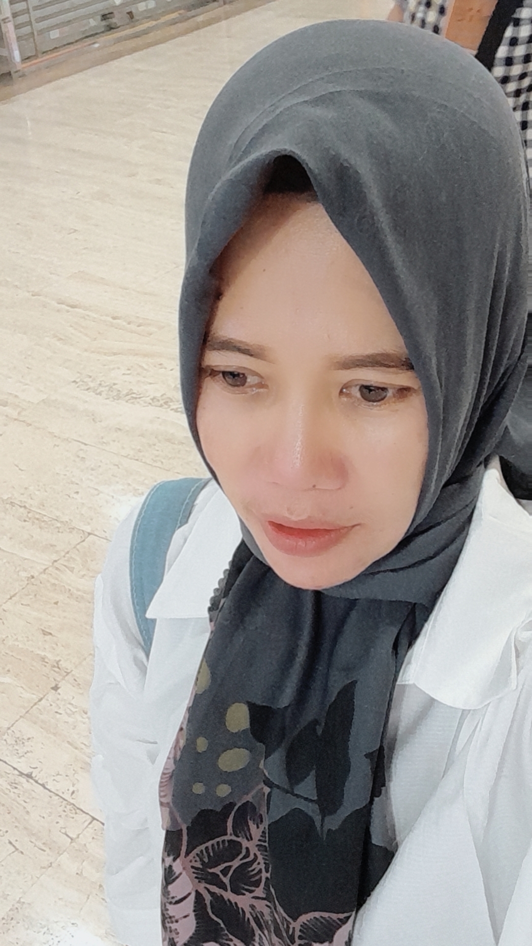 @iyux