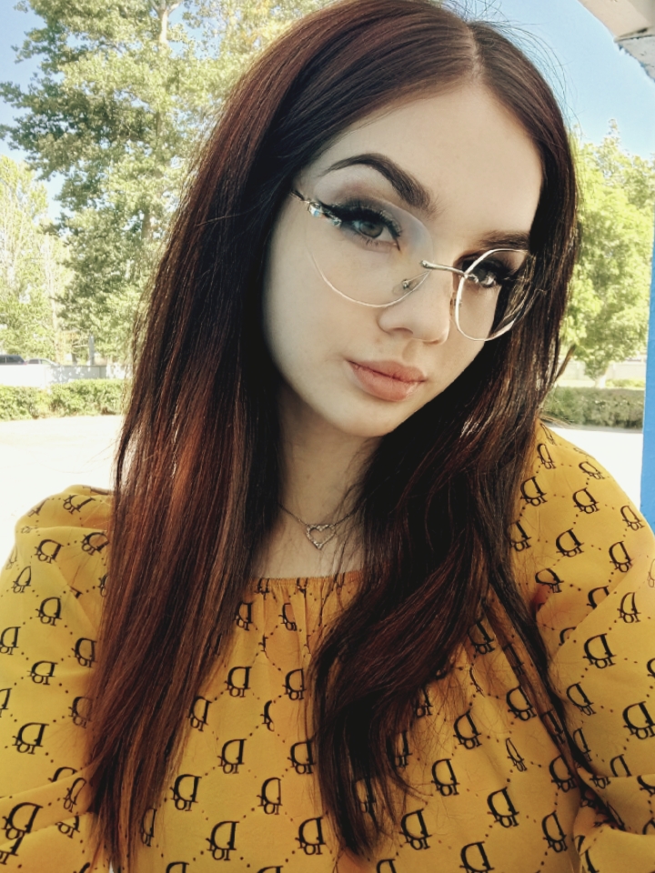 @Никуша♥