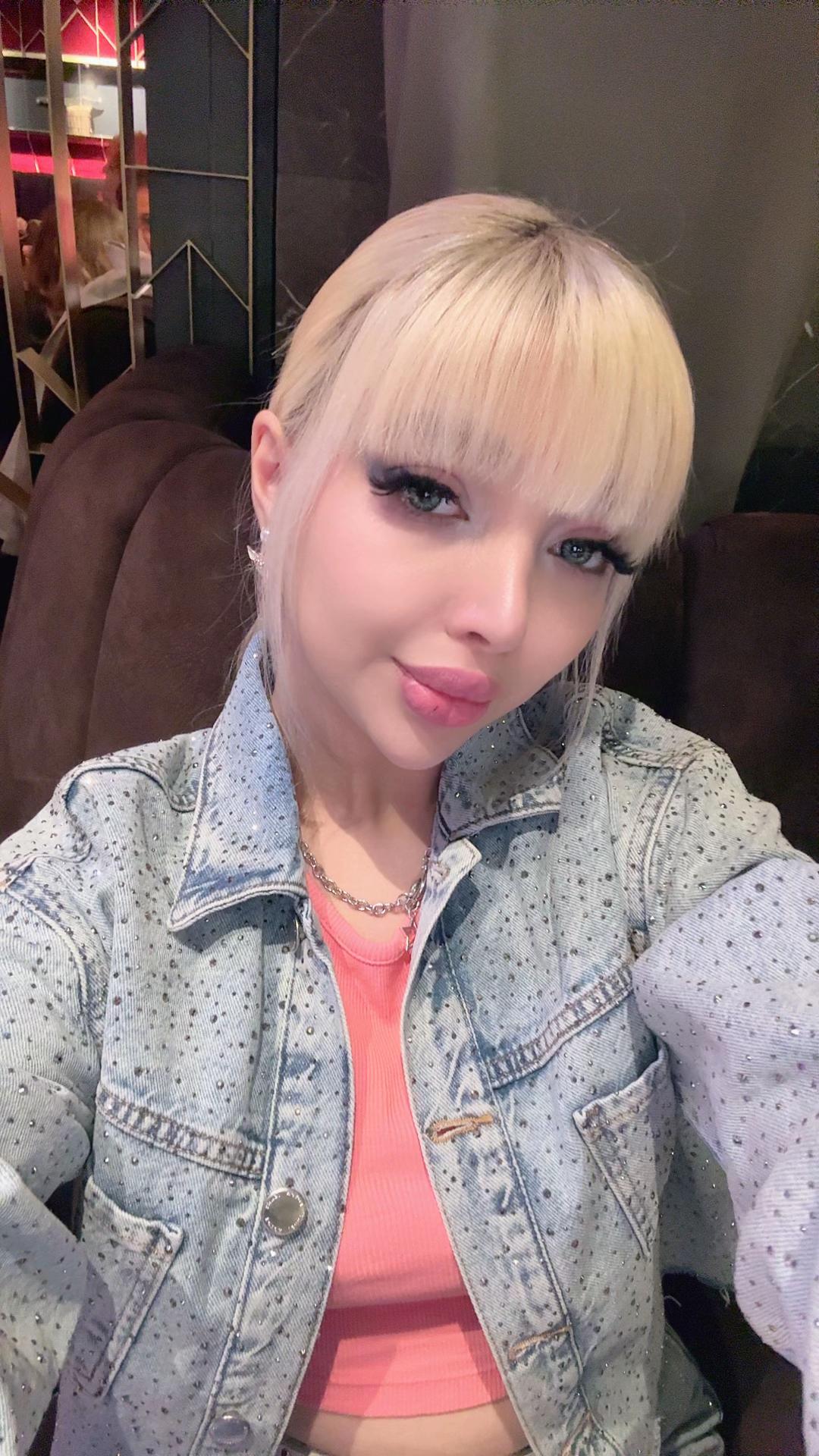 @Arianaranjbr