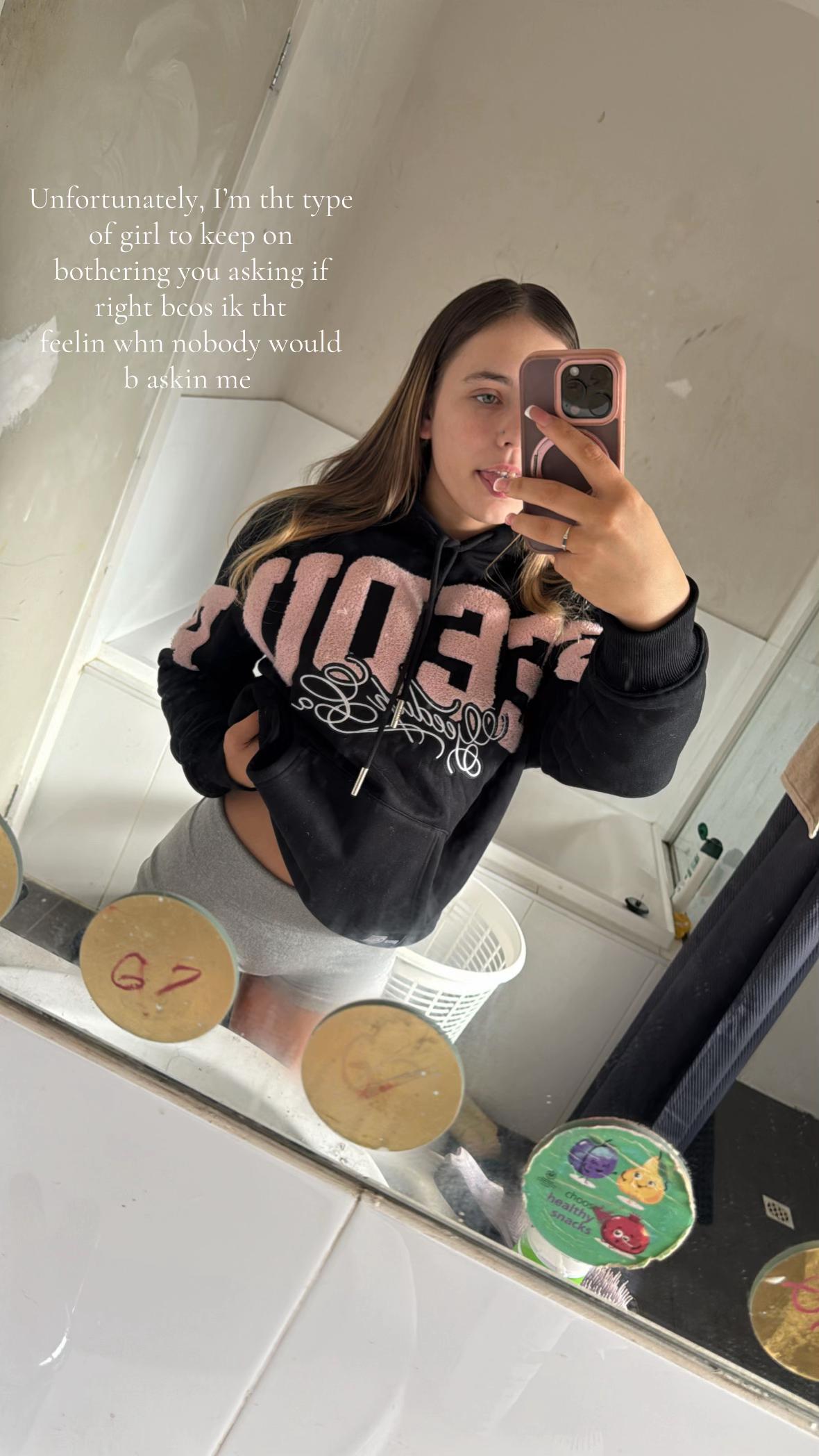 @🎭