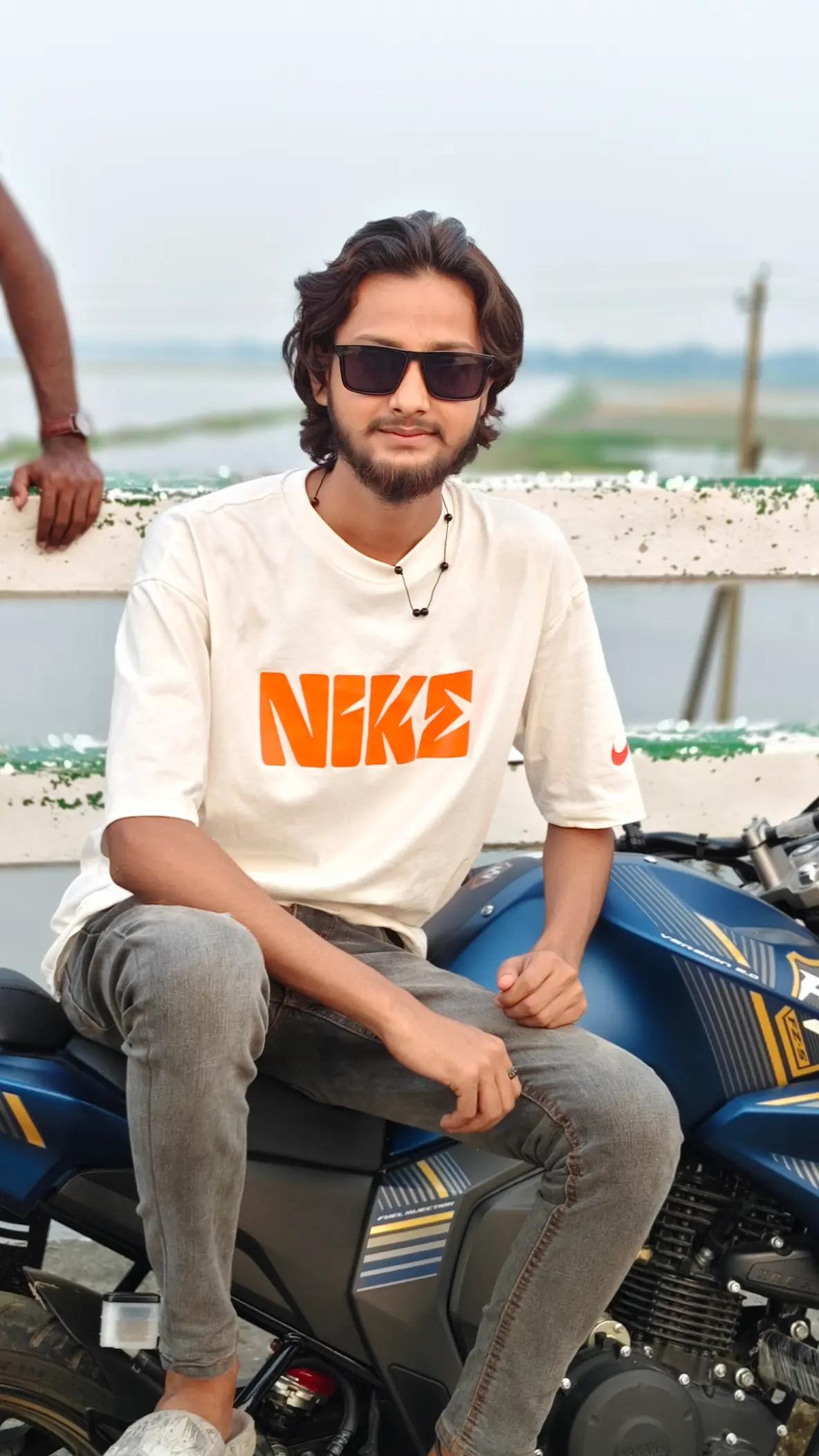 @Ňîvâ_Kumar
