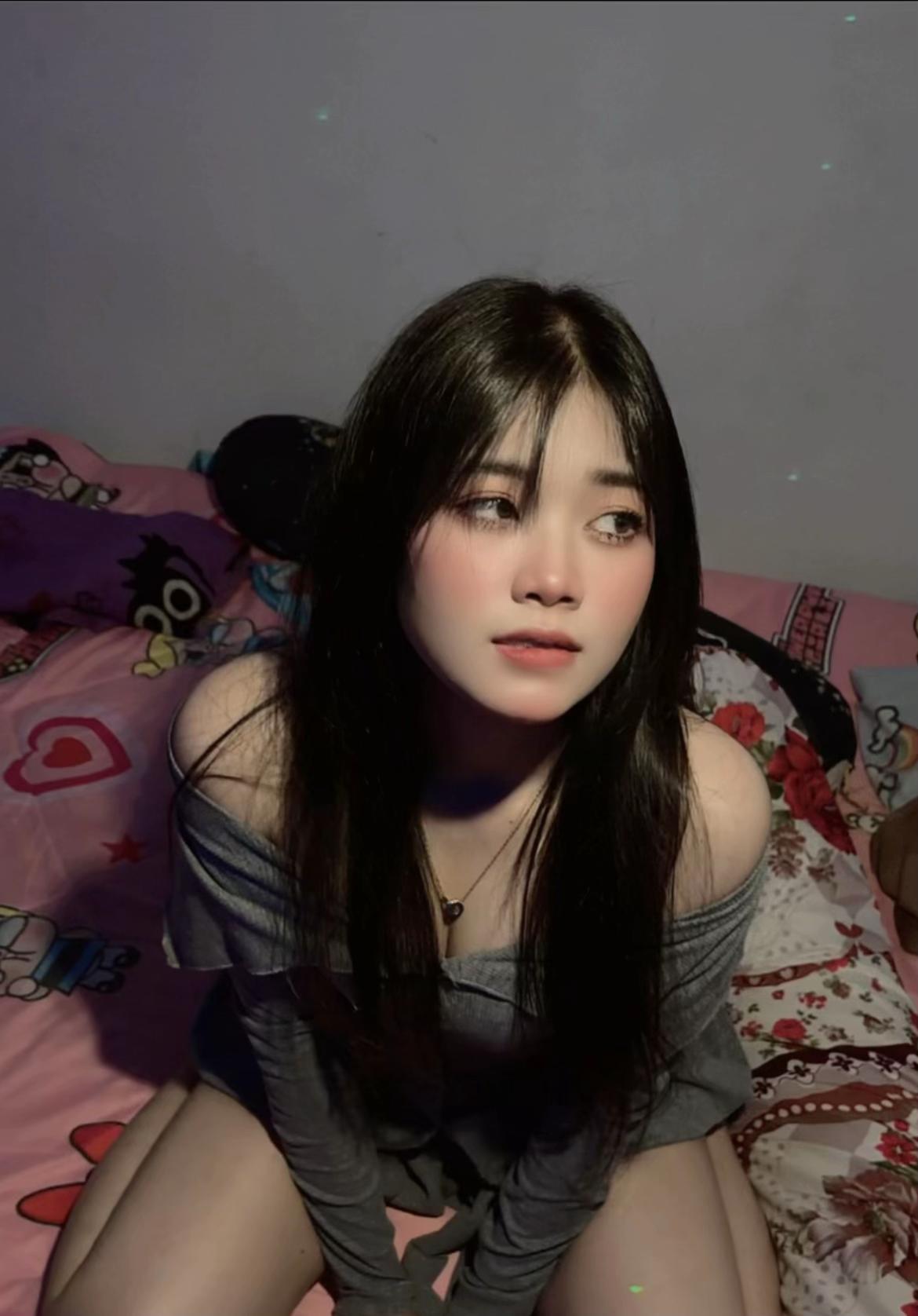 @𝐟𝐨𝐧𝐠 ᶠᵒⁿᵍ
