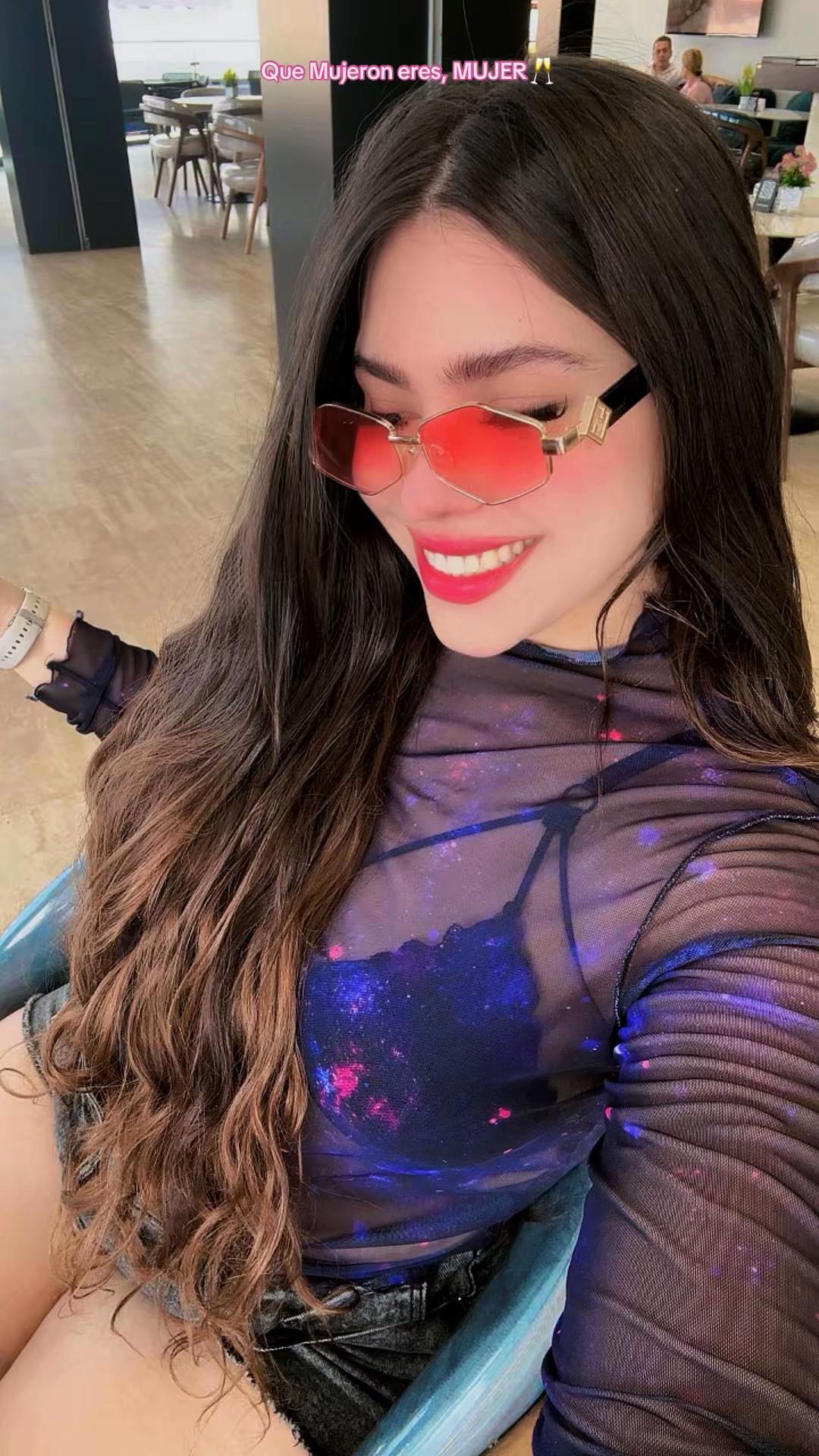 @Nancy de 𝐄-𝐂 > 🐪