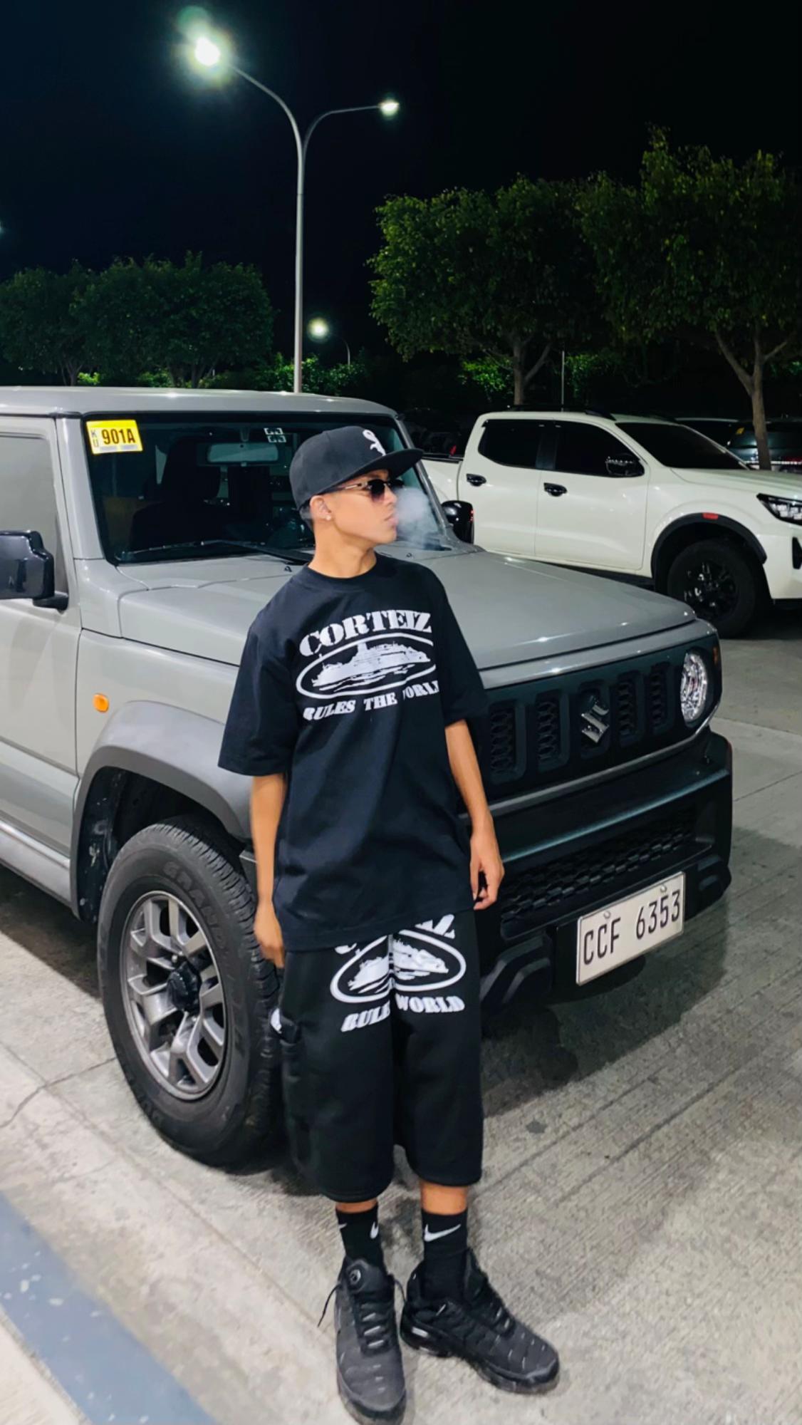 @exlsv_dhy on ig