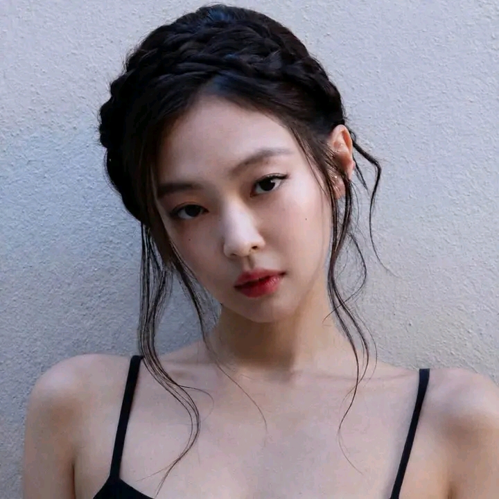 @chus&eacute;🐰🐿️