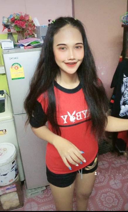 @ยินดีให้เสือก (โสด)😘😍😘