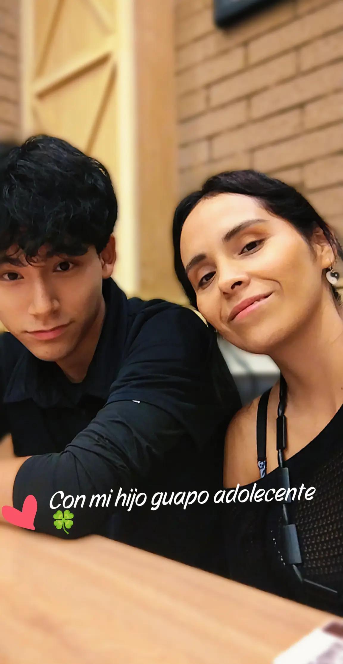 @Helena999