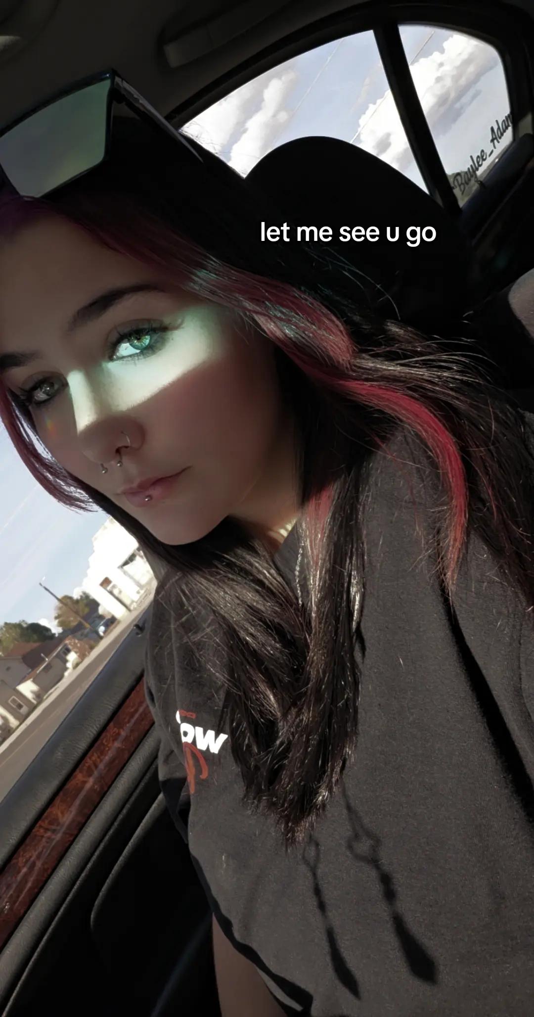 @𝓑𝓪𝔂𝓵𝓮𝓮 𝓐𝓭𝓪𝓶